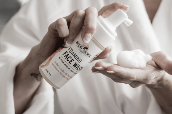 https://beebythesea.com/product/bee-by-the-sea-gentle-foaming-facial-cleanser/