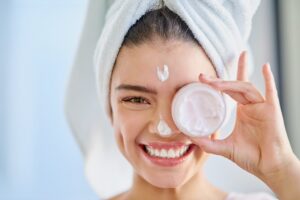 https://beebythesea.com/product/bee-by-the-sea-revitalizing-face-cream/