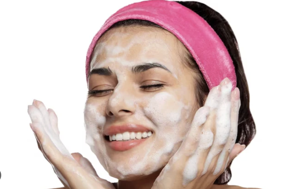 https://beebythesea.com/product/bee-by-the-sea-gentle-foaming-facial-cleanser/