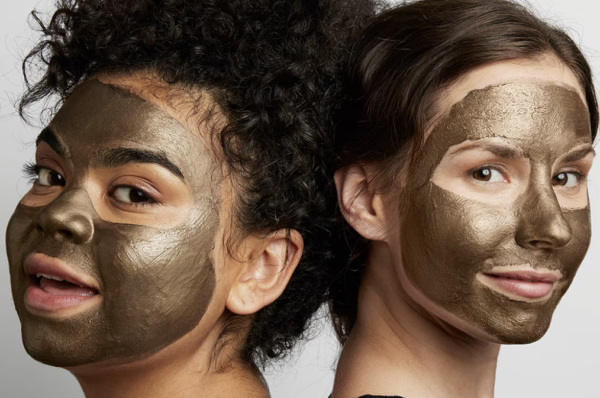 https://beebythesea.com/product/bee-by-the-sea-clay-honey-detox-mask/